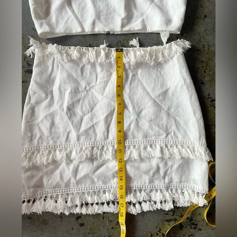 NWT Cloud Ten White Two-Piece Set Crop Top/Mini Skirt with Tassels Size Large